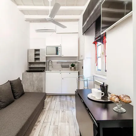 Διαμέρισμα Joivy Chic 5-bed Near Duomo Di *
